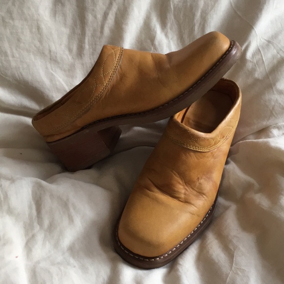 tan square toe mules